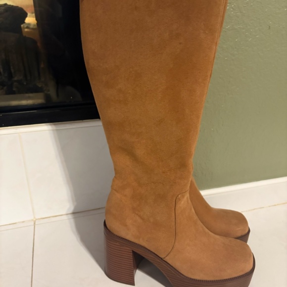 madden girl Gotham Women's Knee-High Boots - Picture 3 of 7